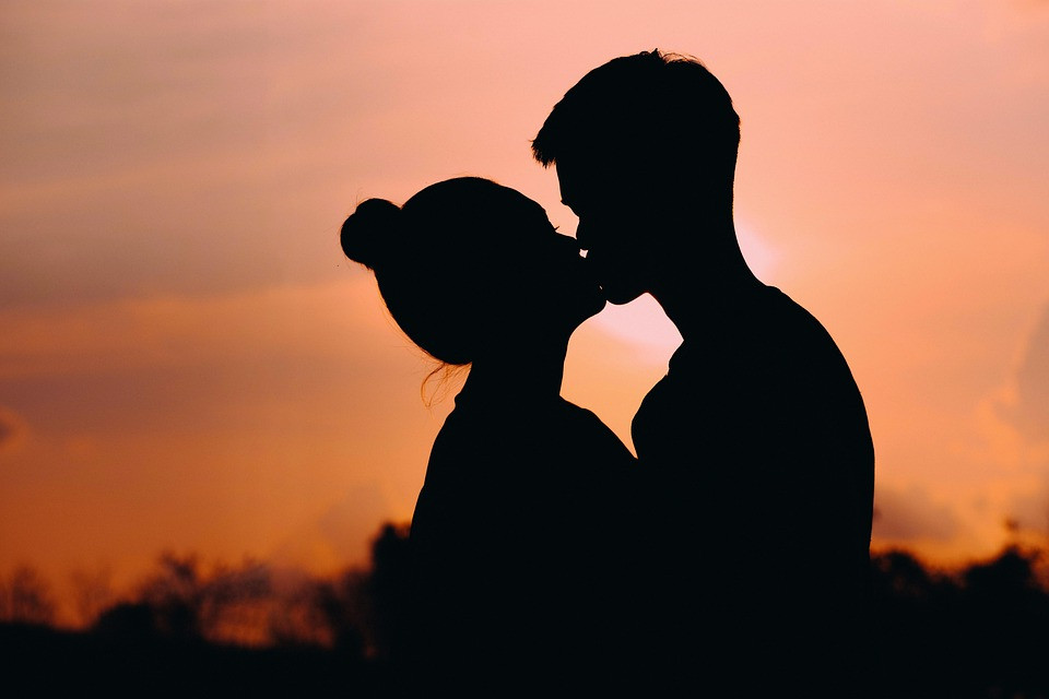 Long-Term Swingers Explain What Swingers Are